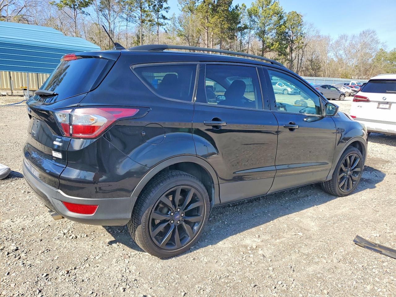 2018 Ford Escape se