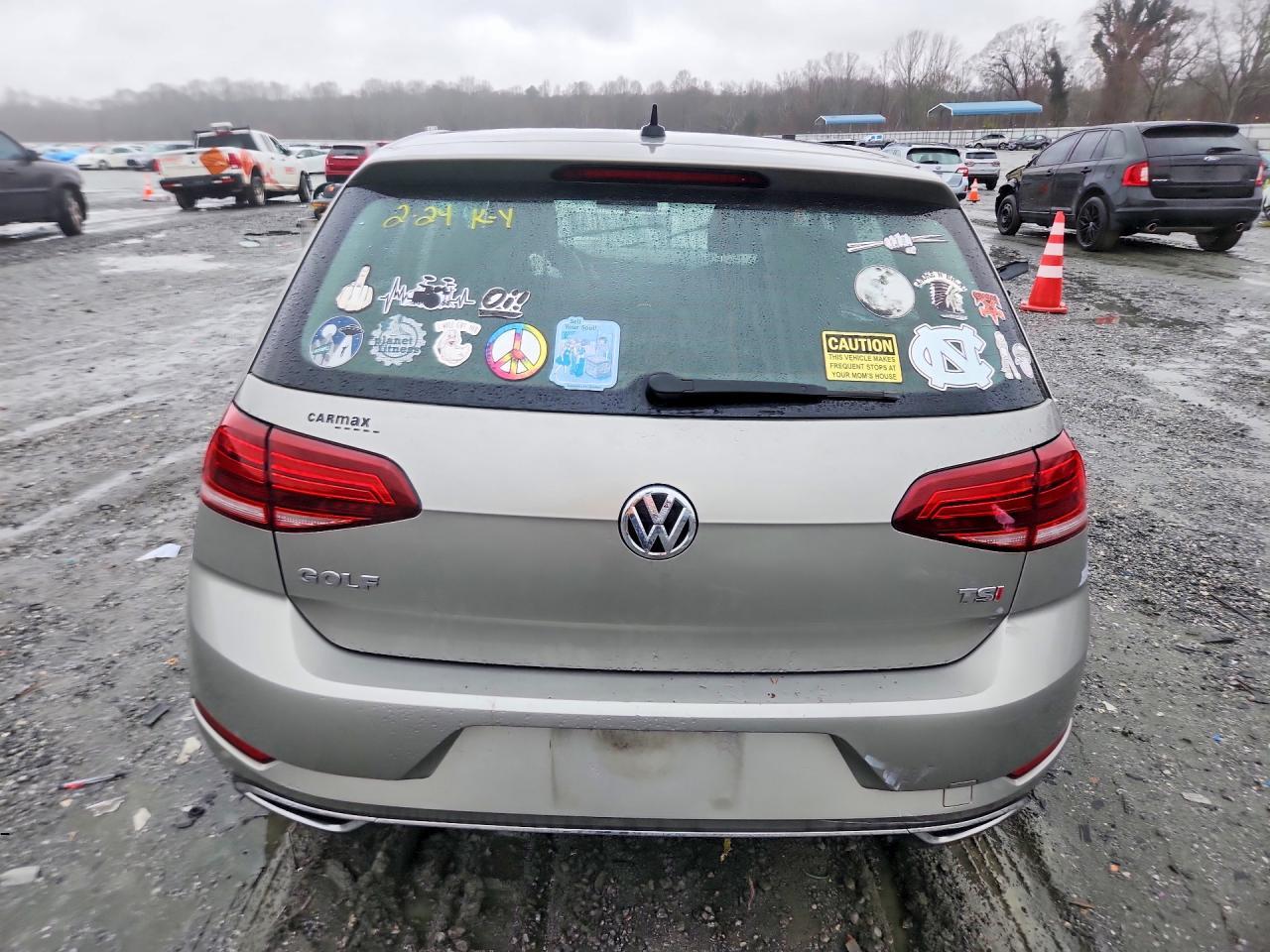 2018 Volkswagen Golf s