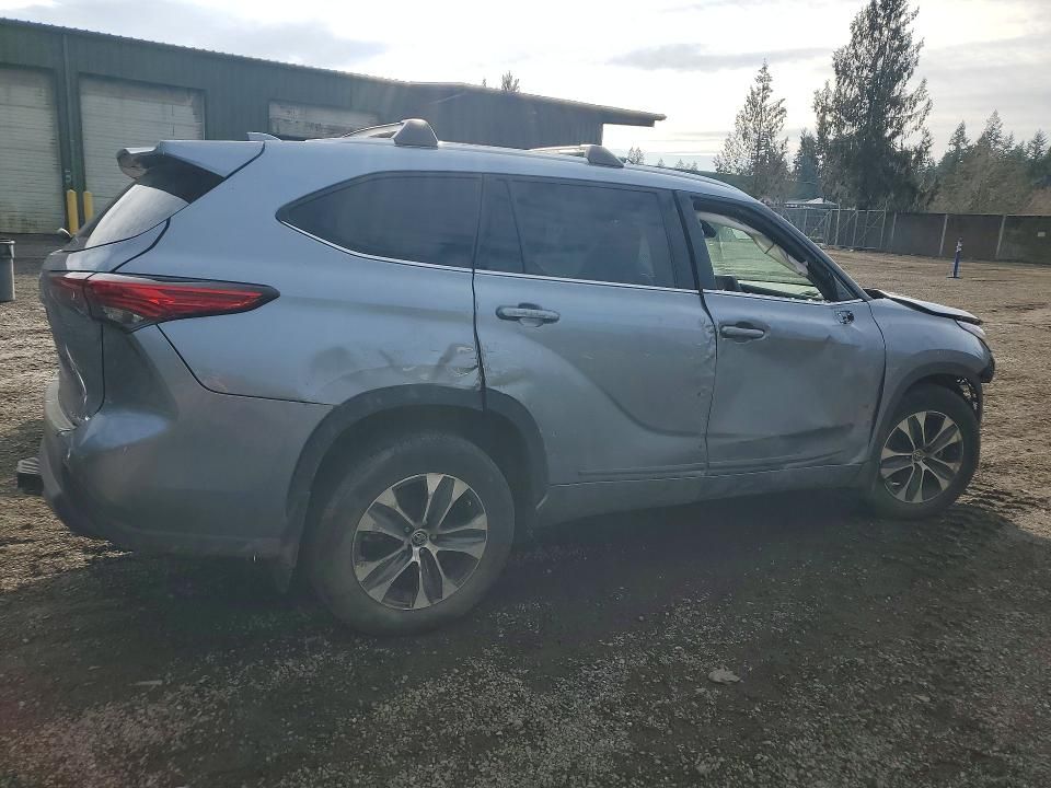 2020 Toyota Highlander xle