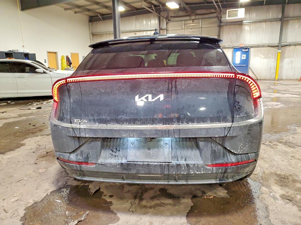 2023 KIA EV6 Light
