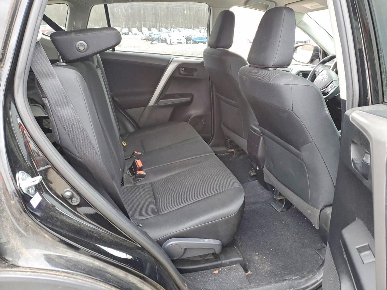 2017 Toyota Rav4 le