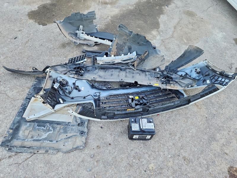 2025 Mercedes-Benz Glb 250