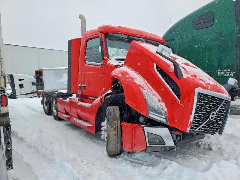 2025 Volvo VNL Semi Truck