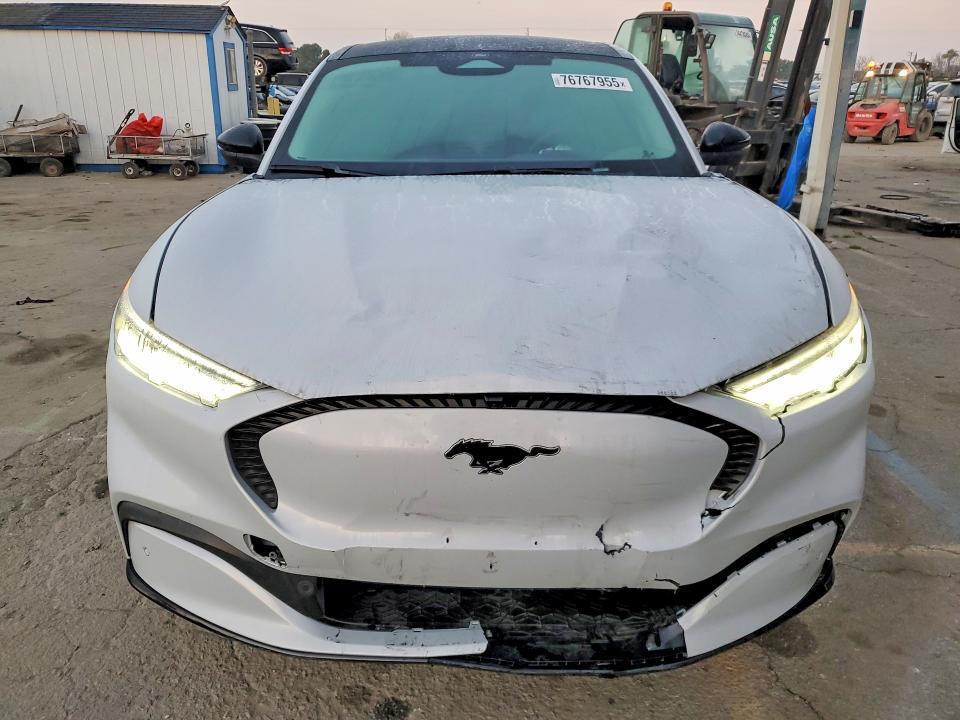 2022 Ford Mustang Mach-e California Route 1