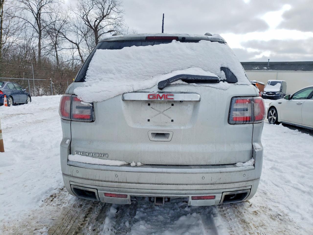 2016 GMC Acadia Denali