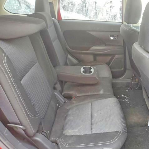 2019 Mitsubishi Outlander es