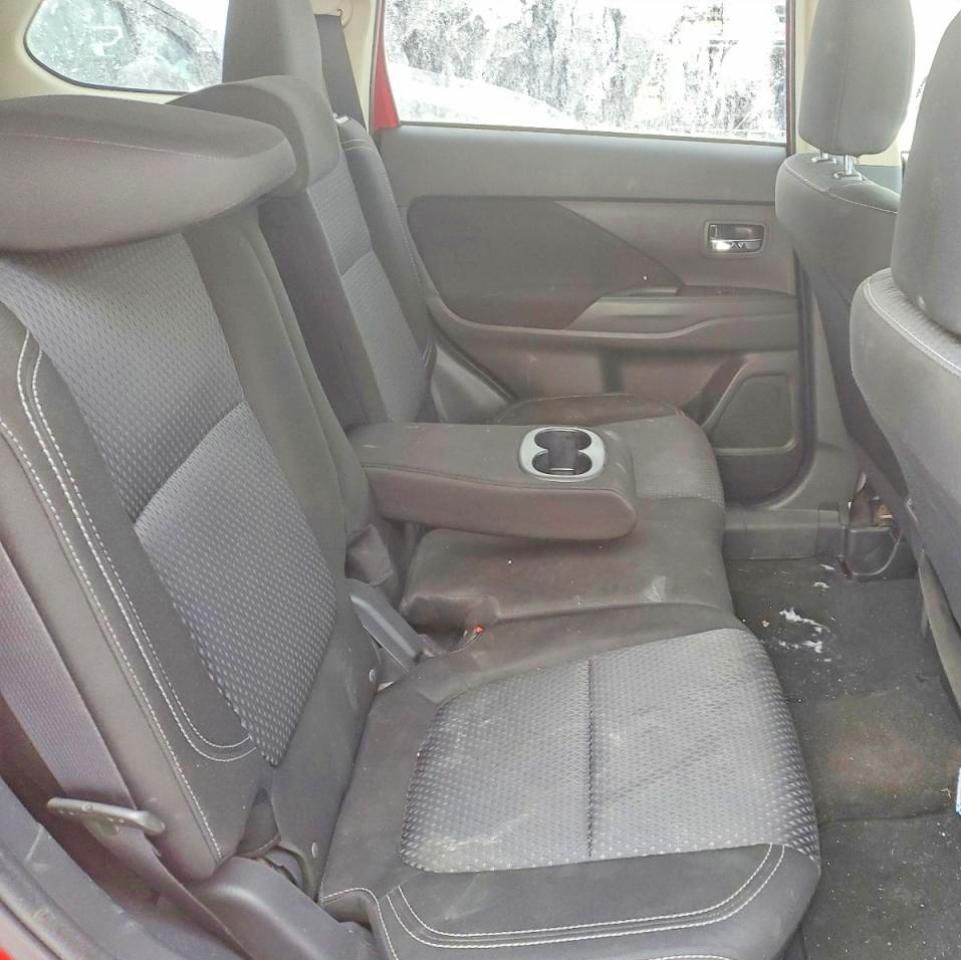 2019 Mitsubishi Outlander es