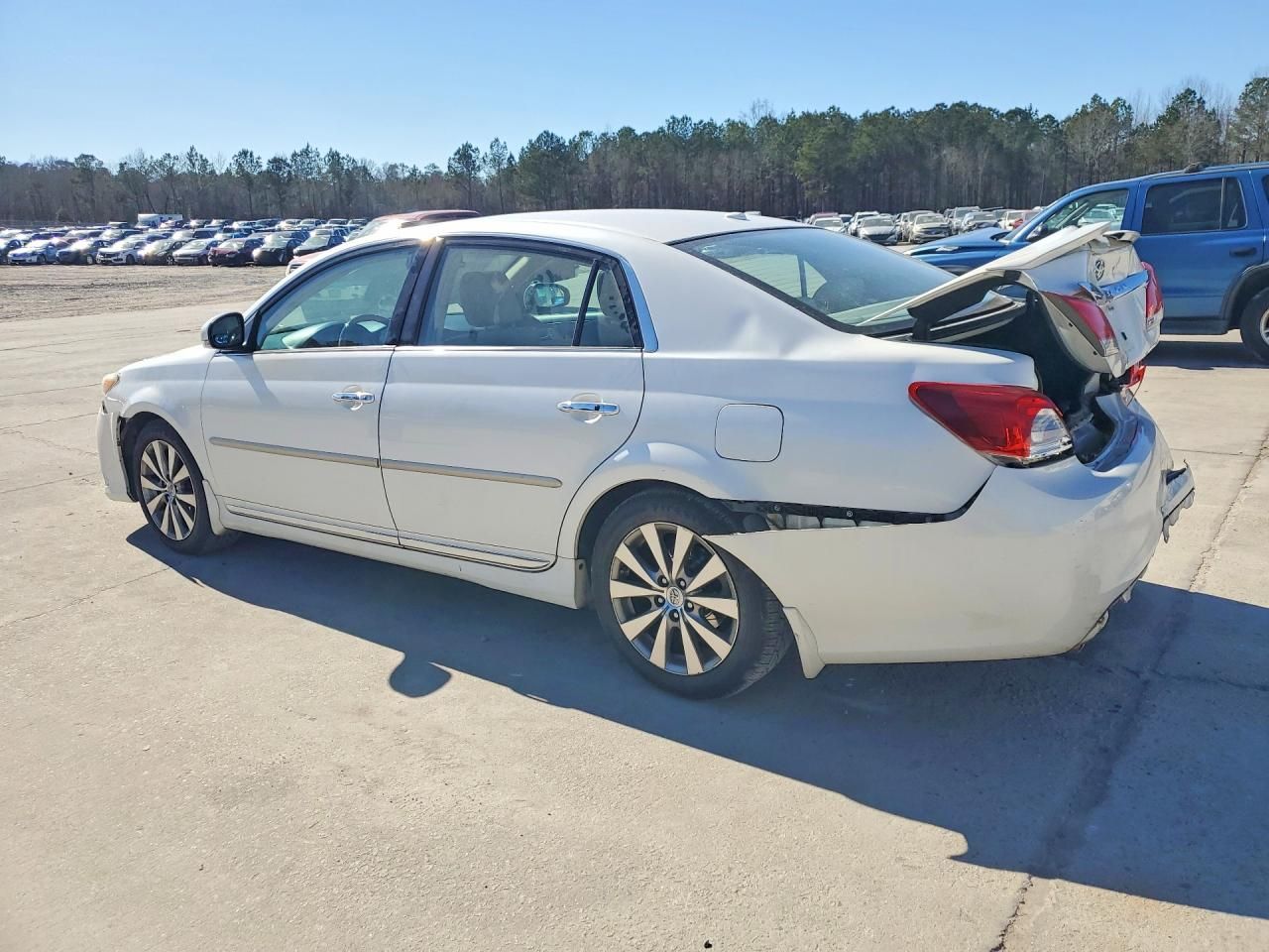 2011 Toyota Avalon Base