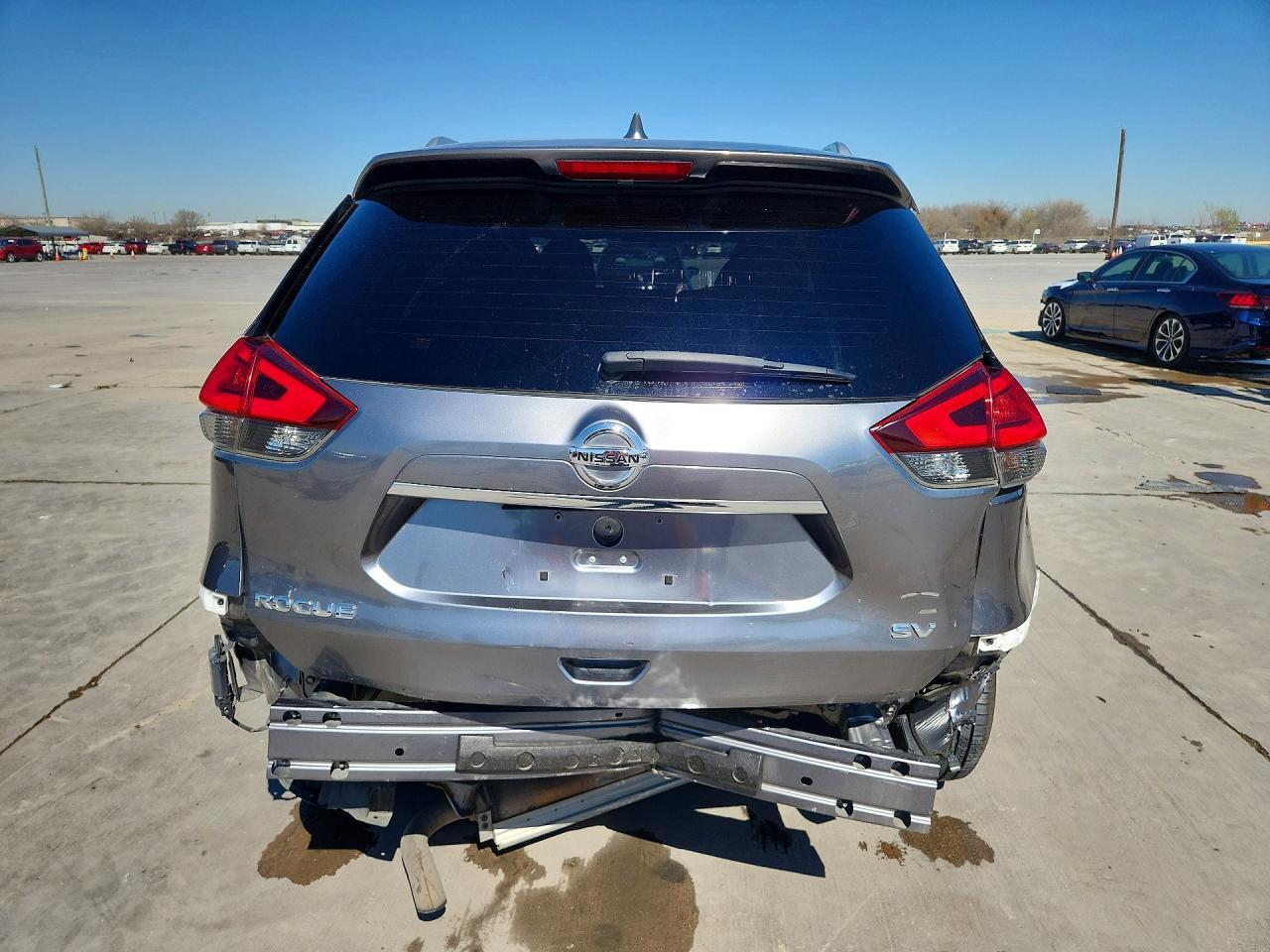 2017 Nissan Rogue sv