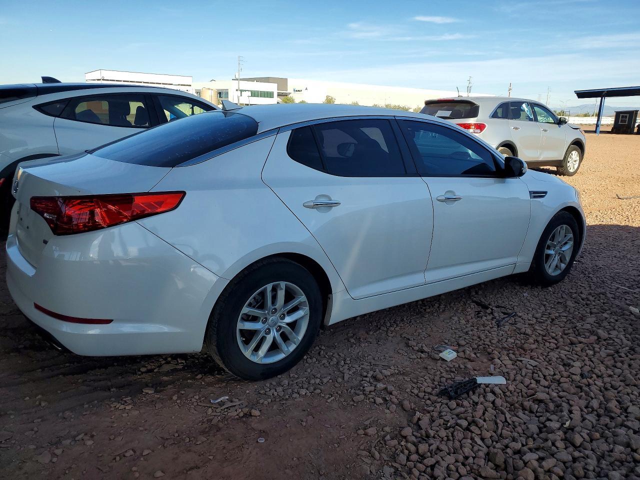 2012 KIA Optima lx