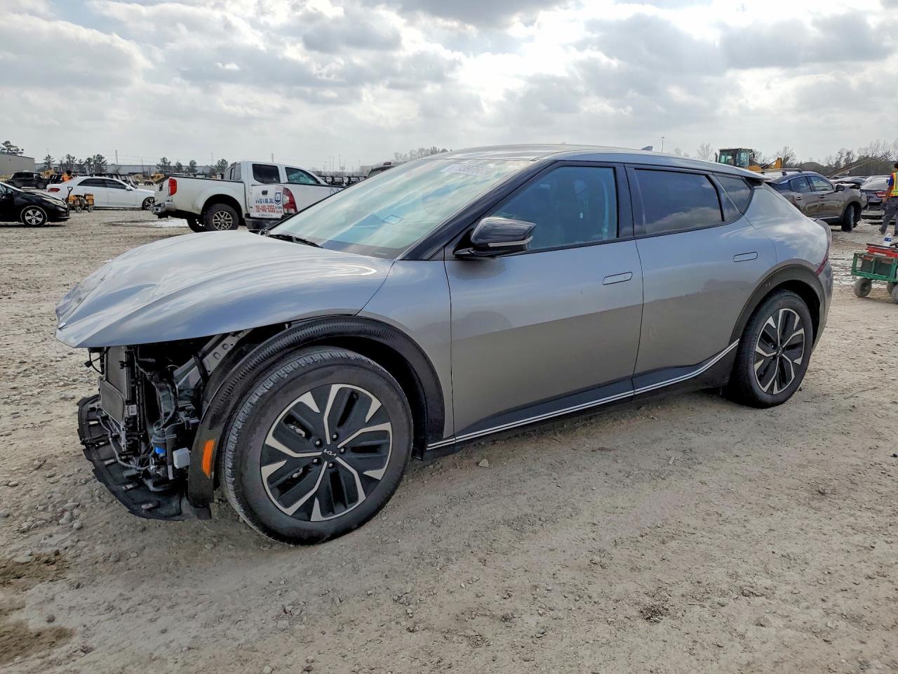 2023 KIA EV6 Wind