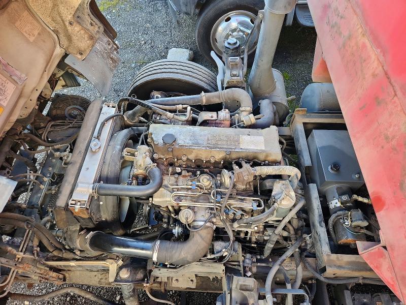 1999 Isuzu NQR Dump Truck