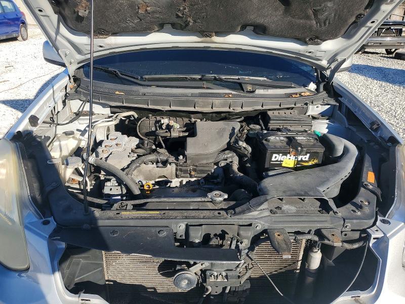 2011 Nissan Rogue s