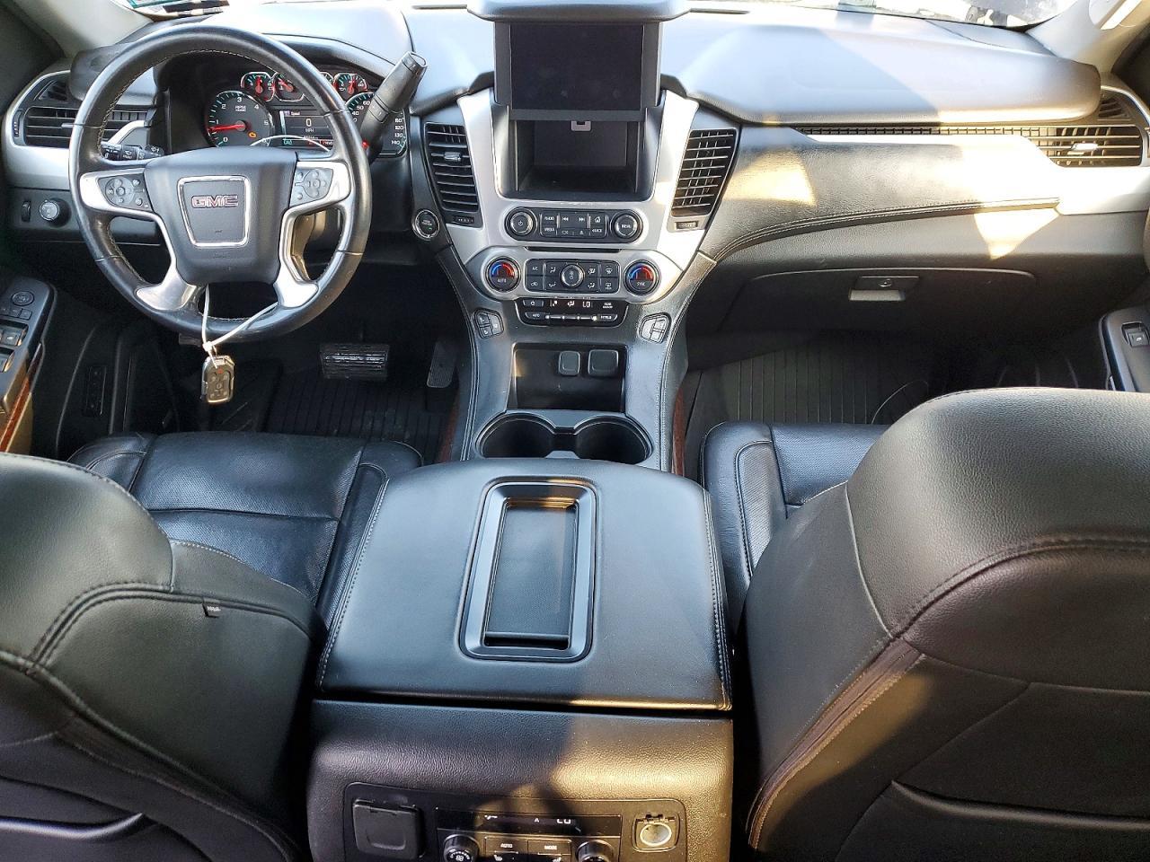 2019 GMC Yukon xl K1500 slt