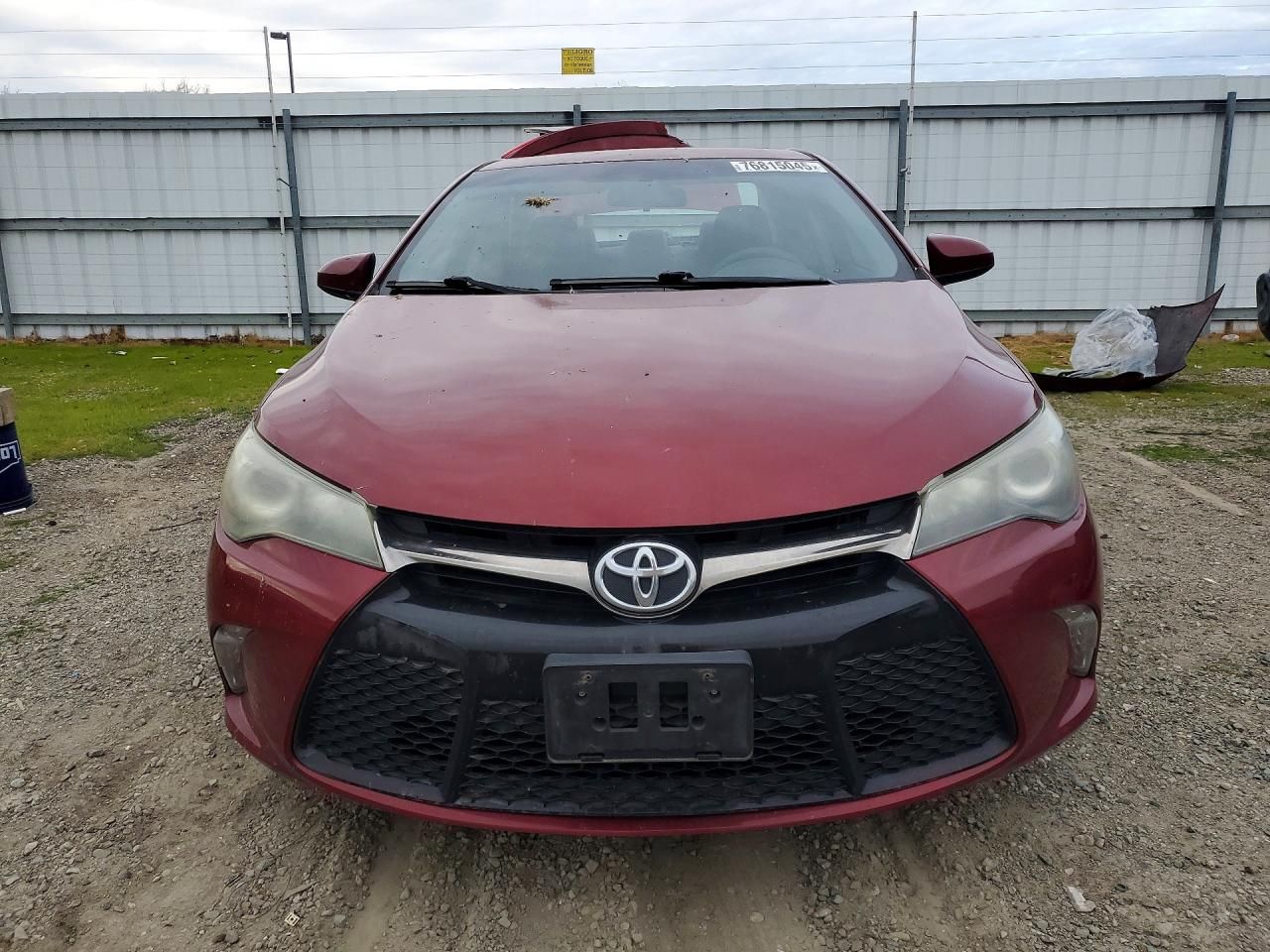 2016 Toyota Camry le