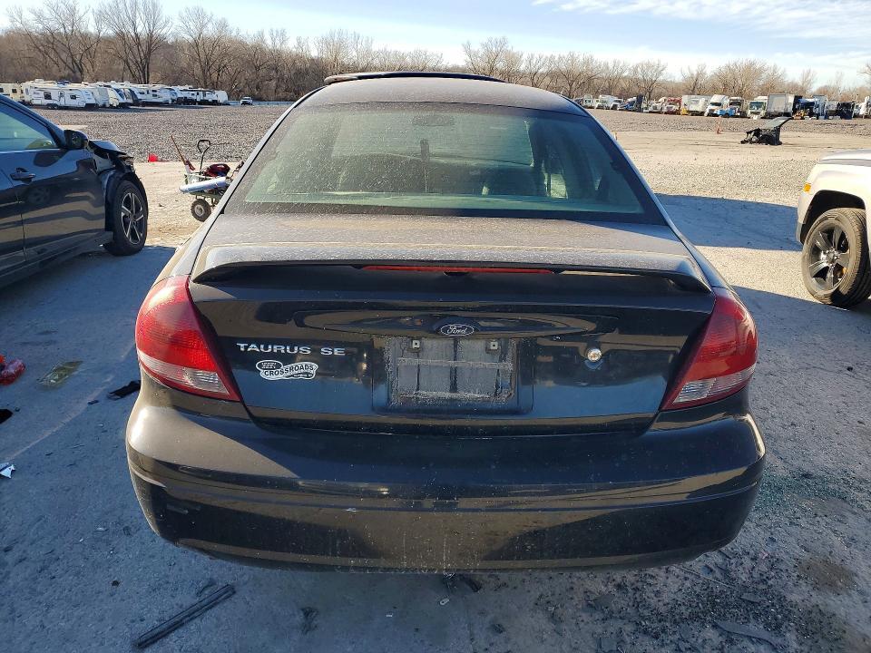 2007 Ford Taurus se