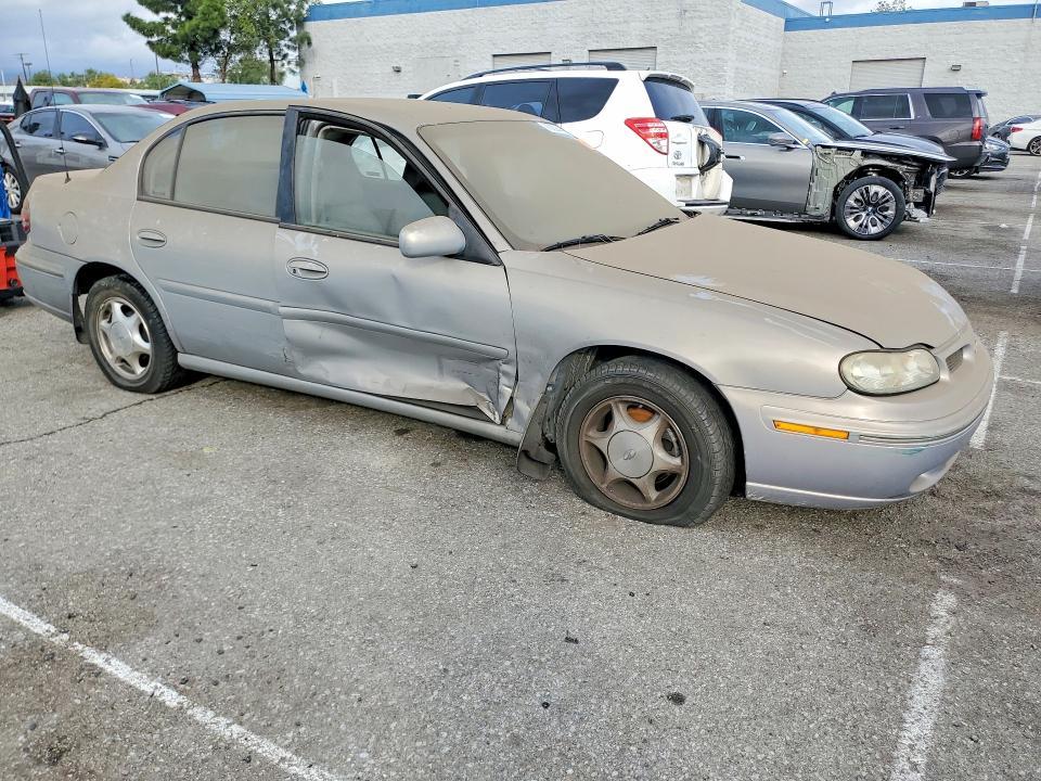 1999 Oldsmobile Cutlass gls