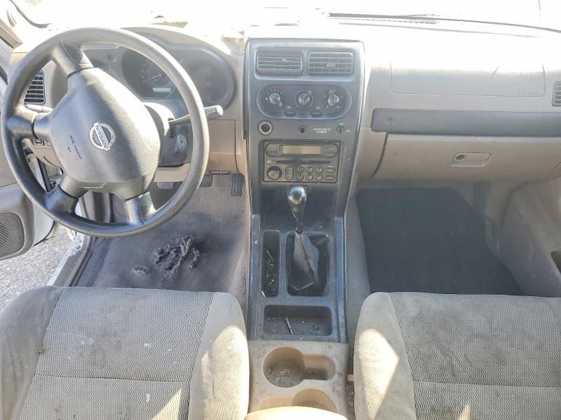 2003 Nissan Frontier King cab xe