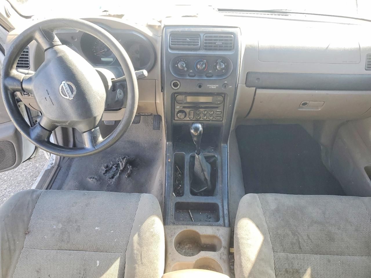 2003 Nissan Frontier King cab xe