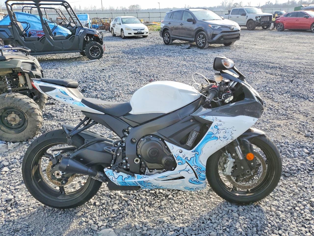 2025 Suzuki GSX-R600