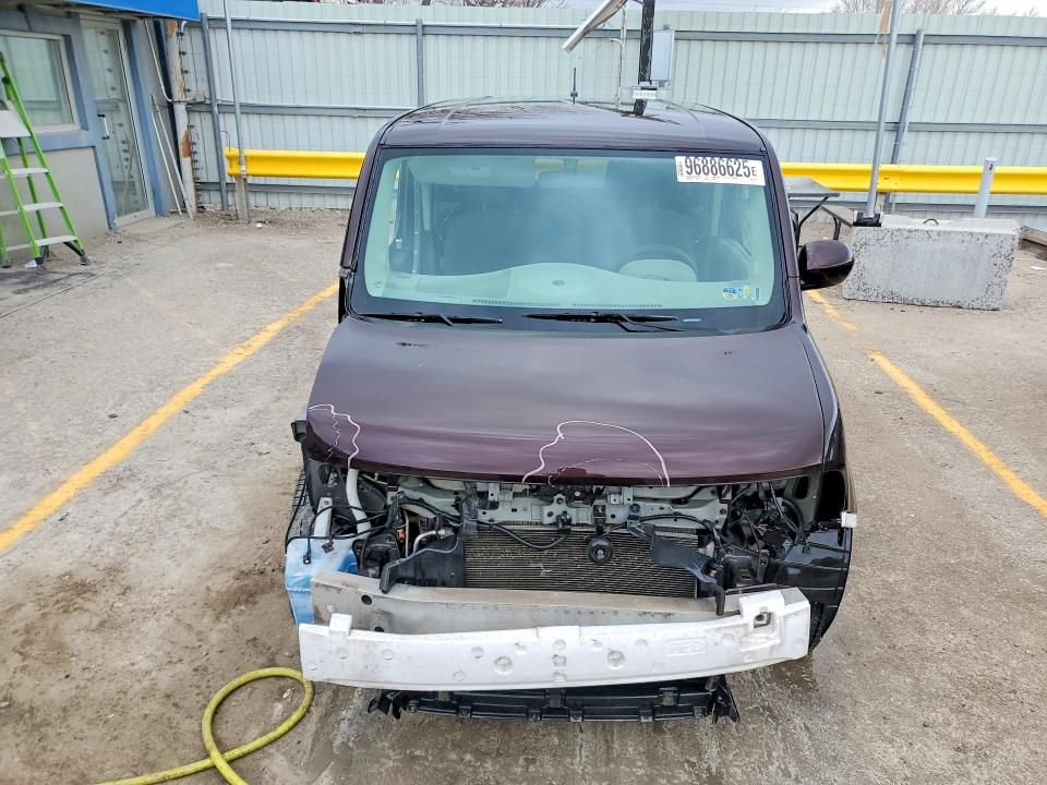 2011 Nissan Cube Base