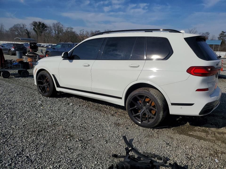 2020 BMW X7 M50i