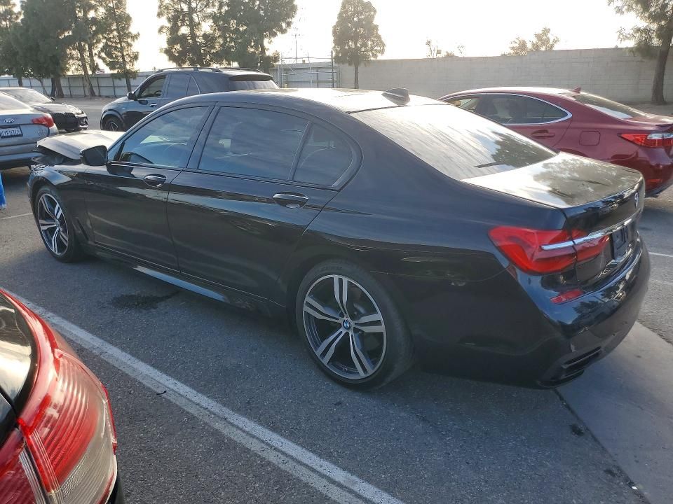 2019 BMW 740 i