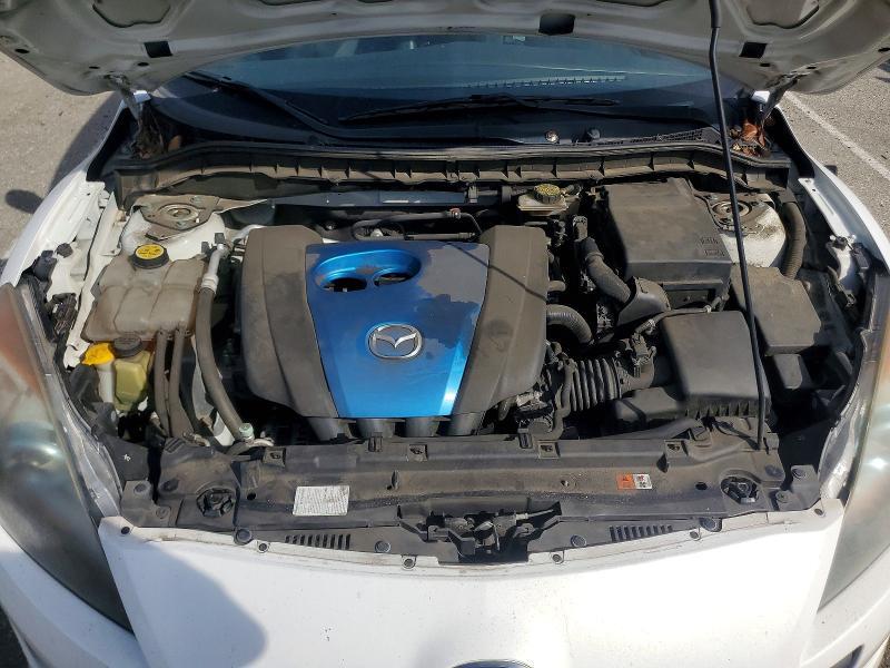 2013 Mazda 3 I