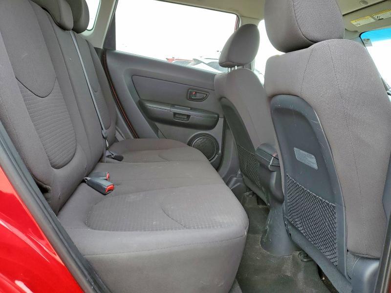 2013 KIA Soul Base