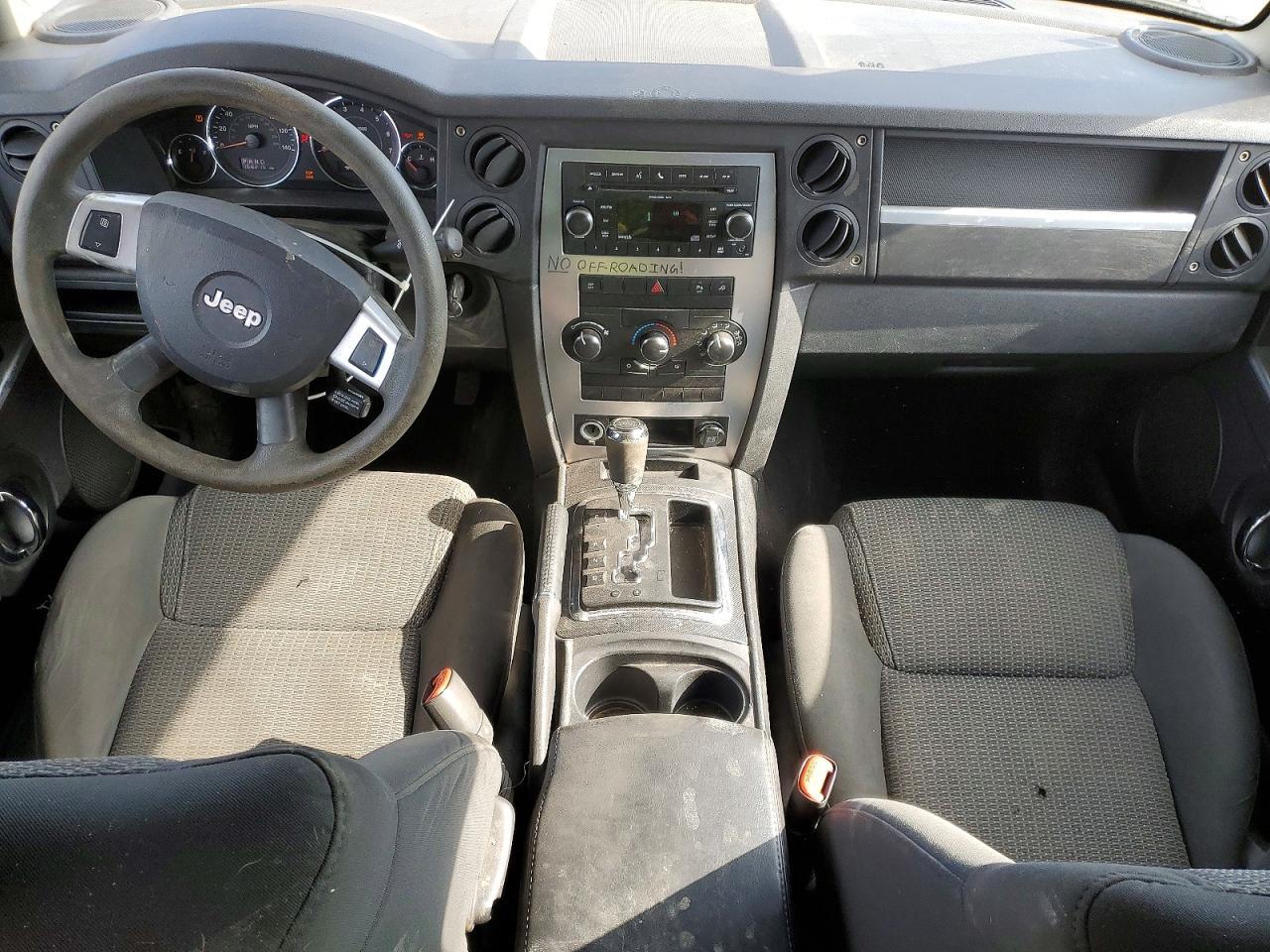 2009 Jeep Commander Sport