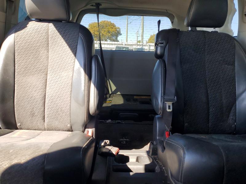 2013 Toyota Sienna se Premium 8-passenger