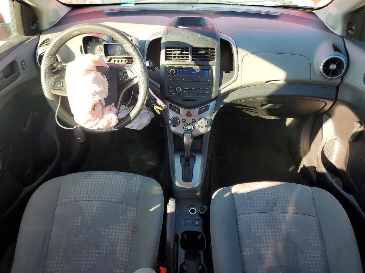 2016 Chevrolet Sonic ls
