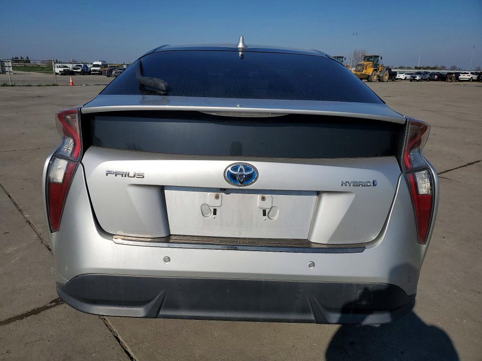 2016 Toyota Prius