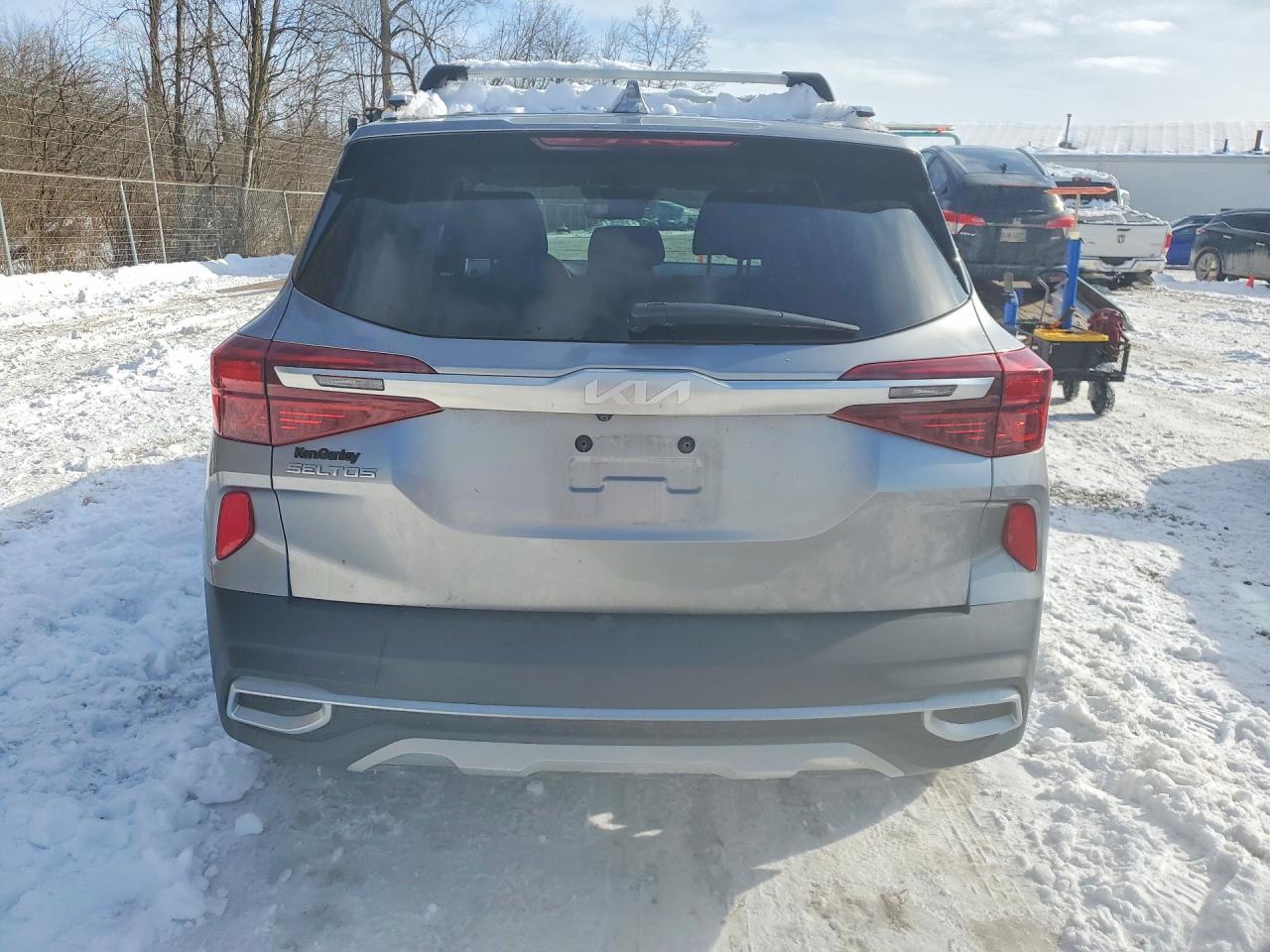 2022 KIA Seltos ex