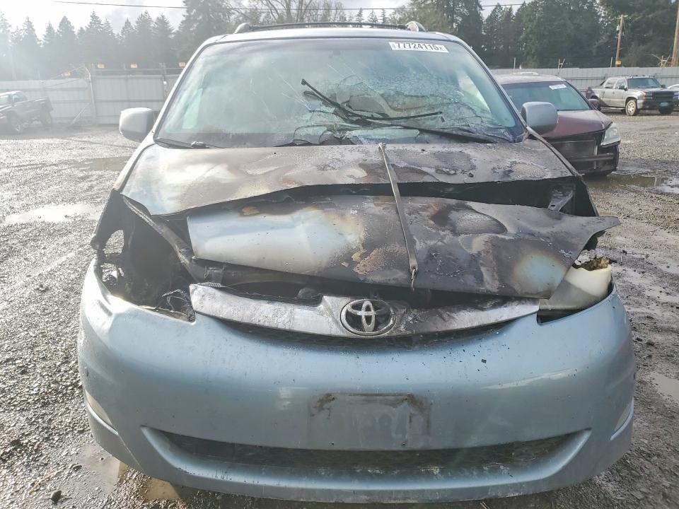 2010 Toyota Sienna xle Limited