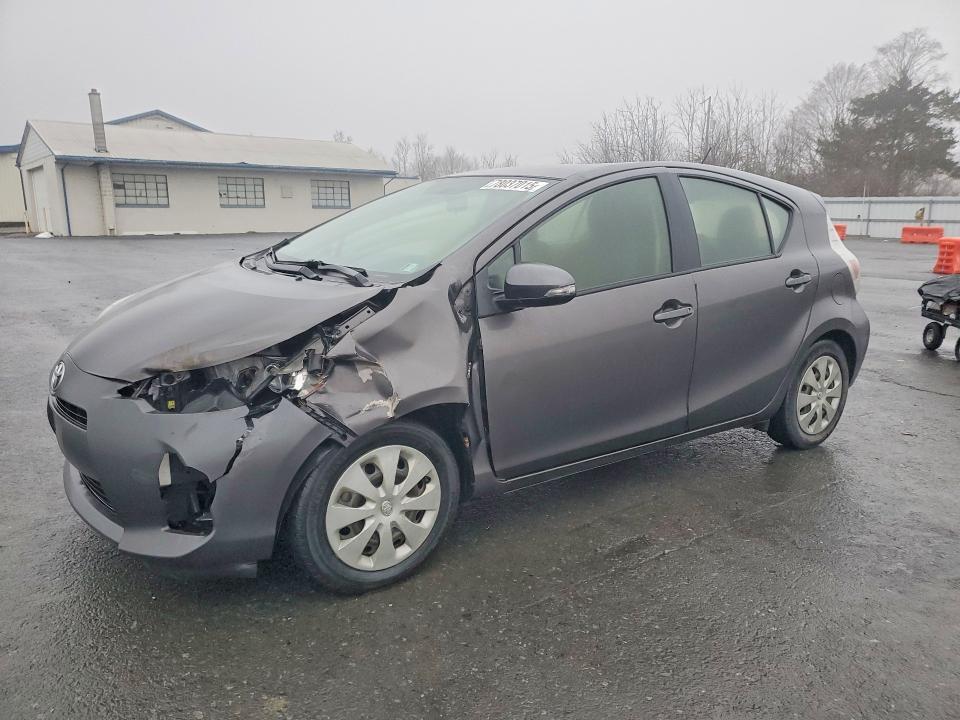 2014 Toyota Prius c
