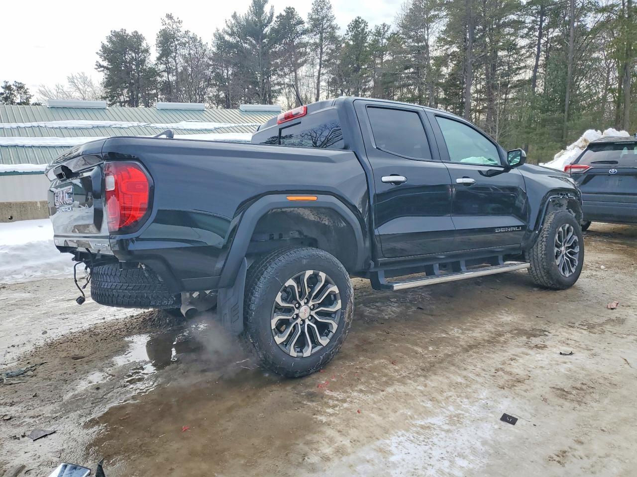 2024 GMC Canyon Denali