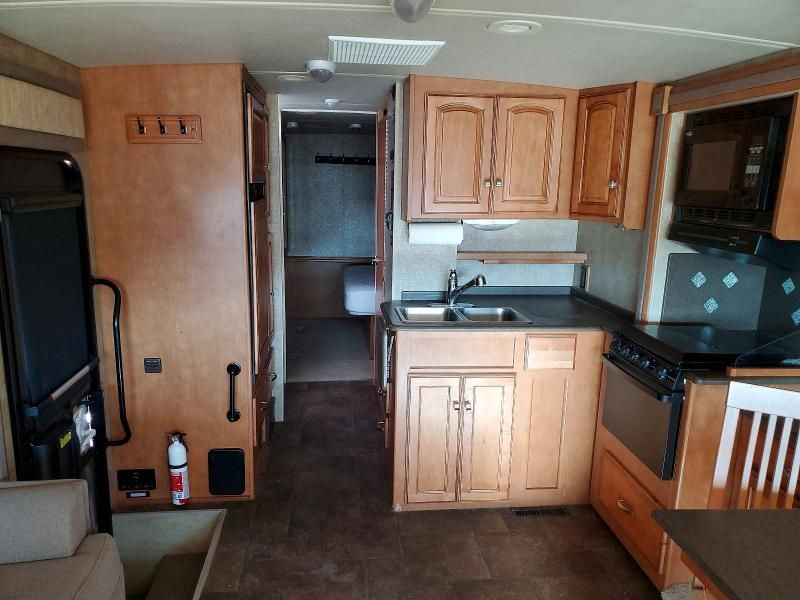 2013 Winn 2013 win F53