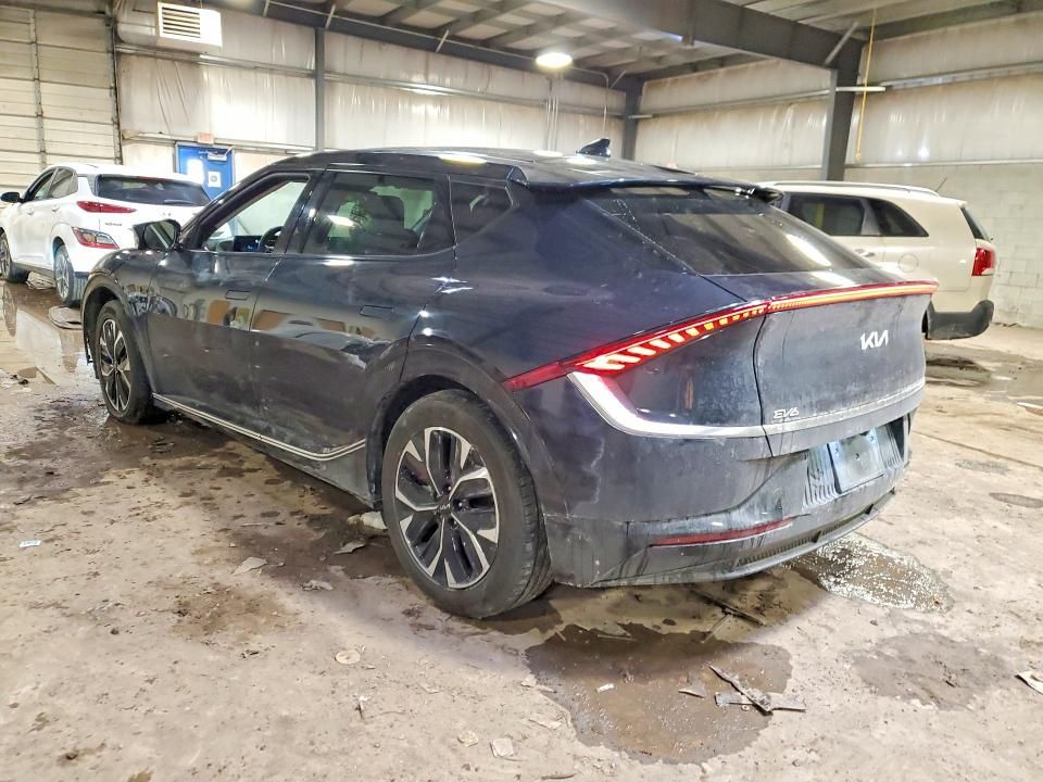 2023 KIA EV6 Light