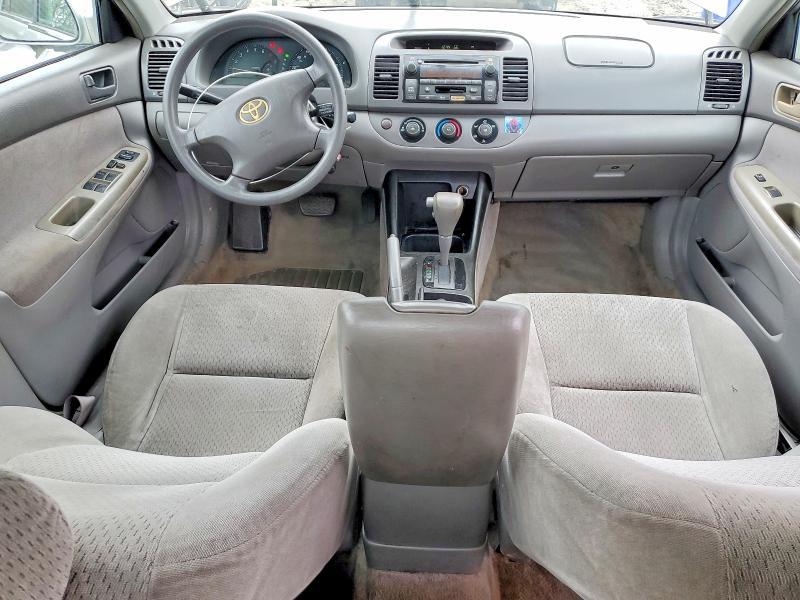 2002 Toyota Camry le