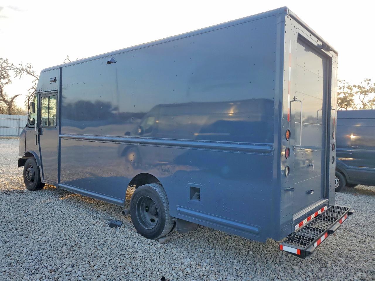 2020 Ford F59 Delivery Truck