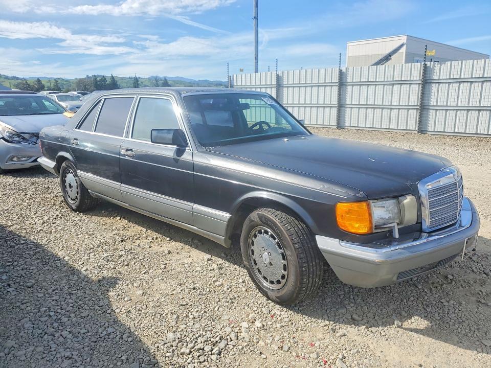 1988 Mercedes-Benz 560 sel