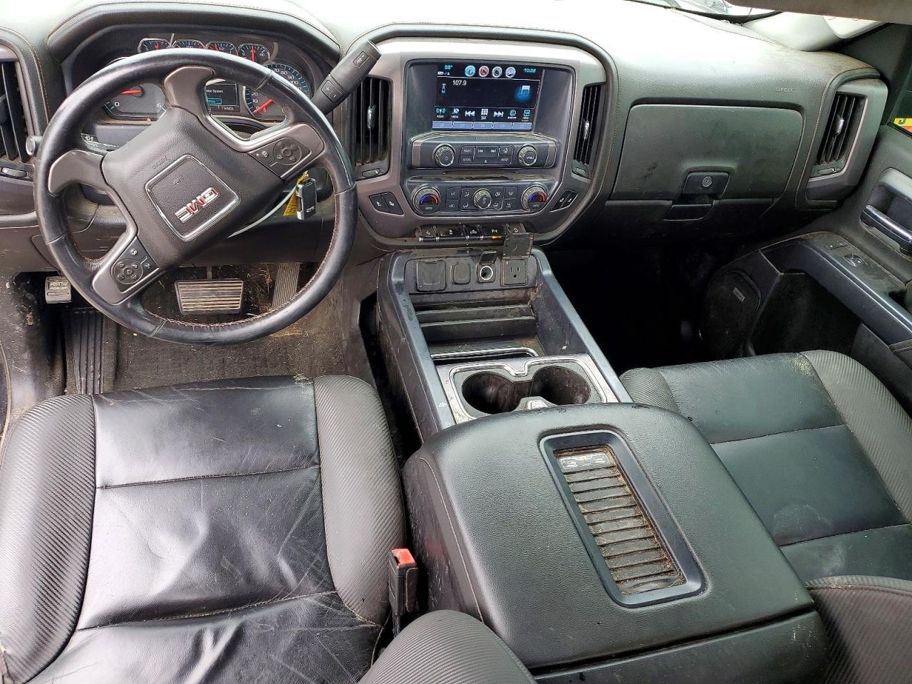 2018 GMC Sierra K1500 slt