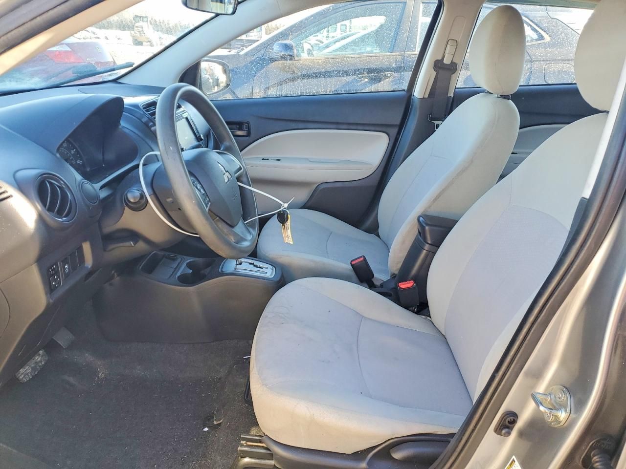 2018 Mitsubishi Mirage G4 es