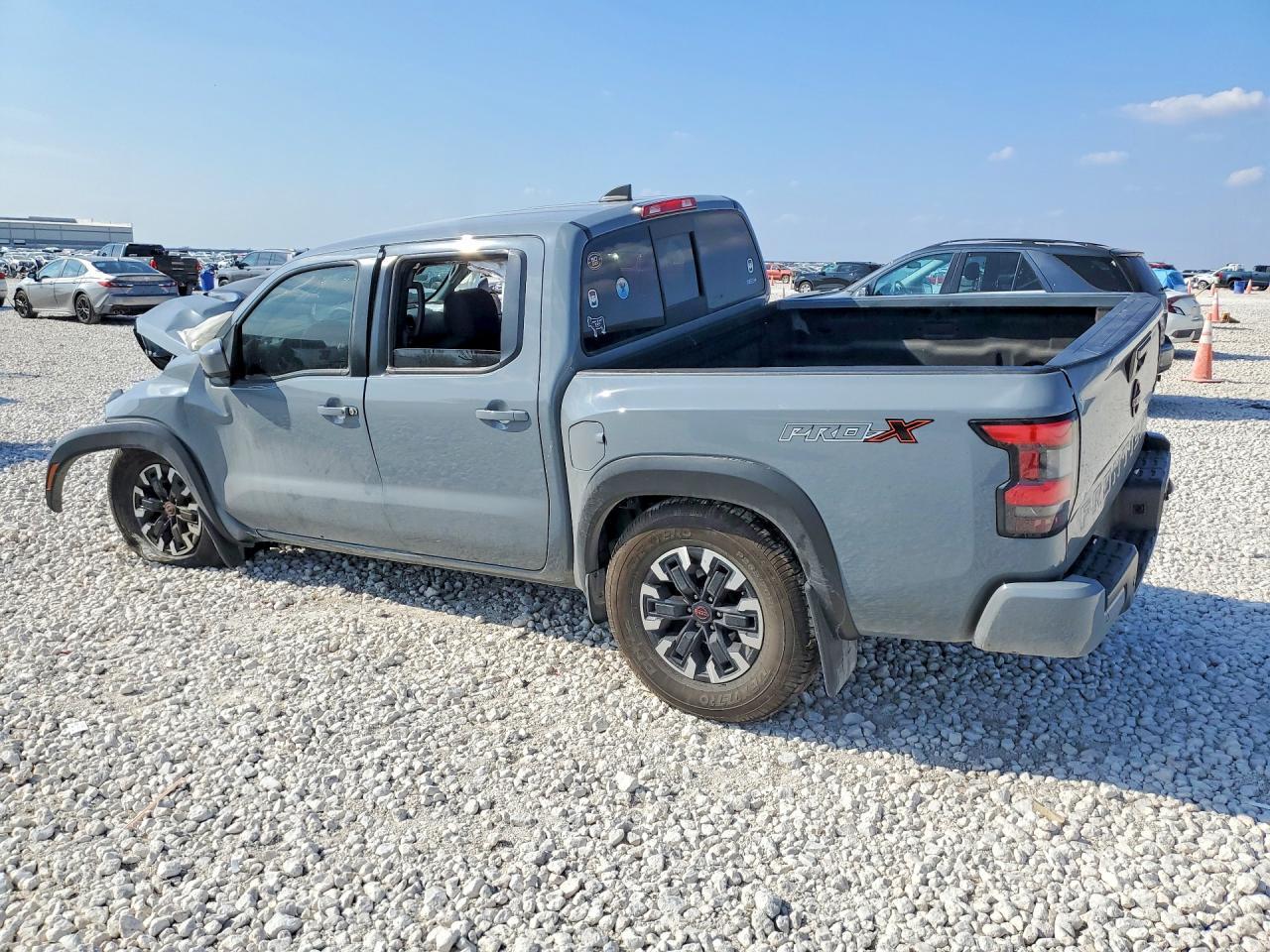 2022 Niss Frontier s