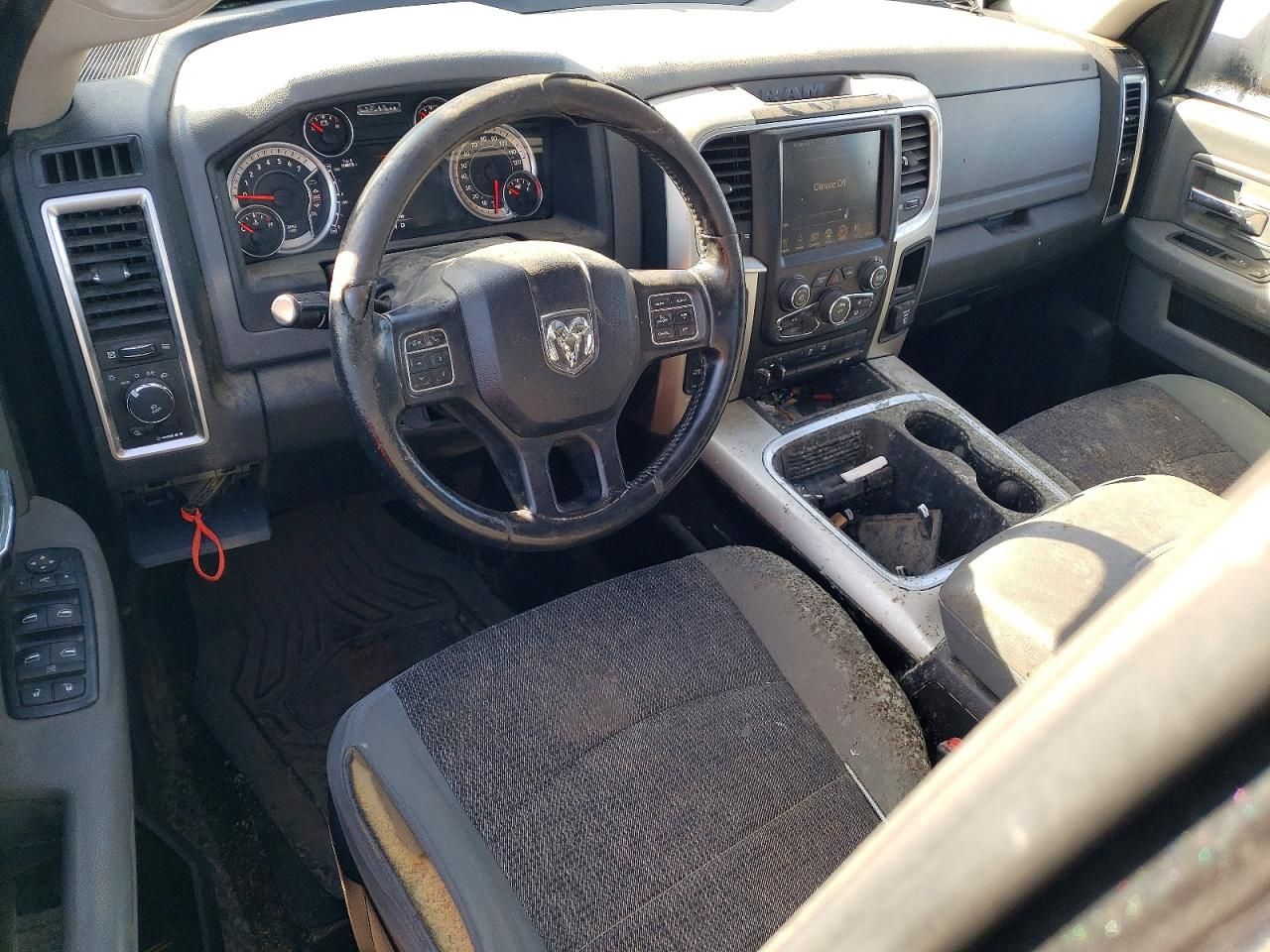 2016 Dodge Ram 1500 slt