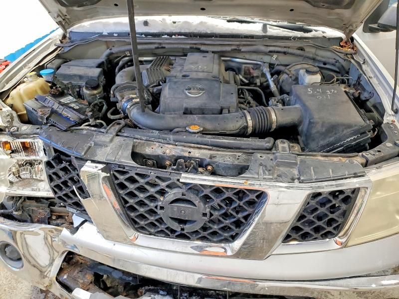 2005 Nissan Frontier Crew Cab LE