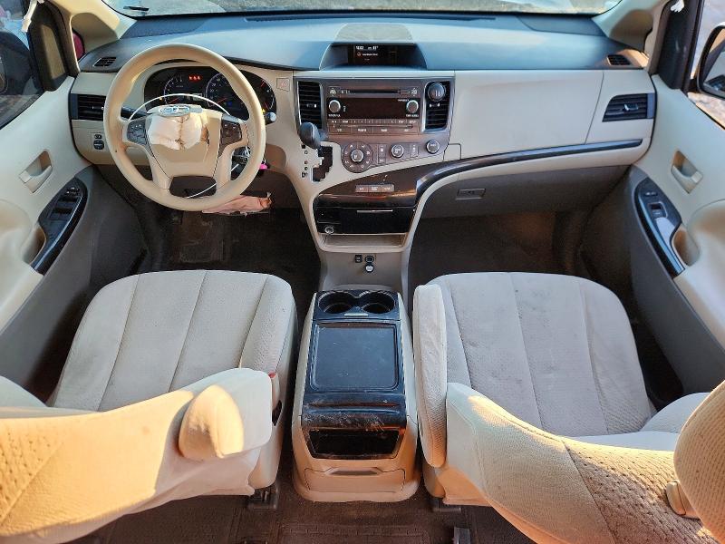2012 Toyota Sienna le