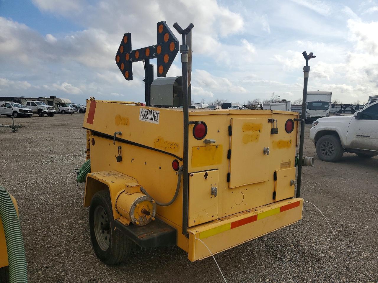 2000 Fenx 2000 Team Fenex F123KP Manhole Support Trailer