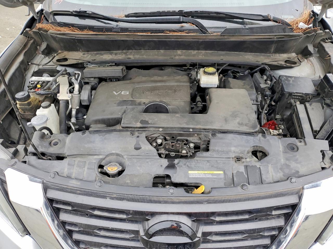 2019 Nissan Pathfinder s